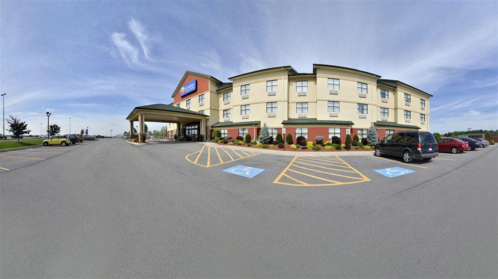 Comfort Inn & Suites Adj To Akwesasne Mohawk Casino Hogansburg Exteriér fotografie