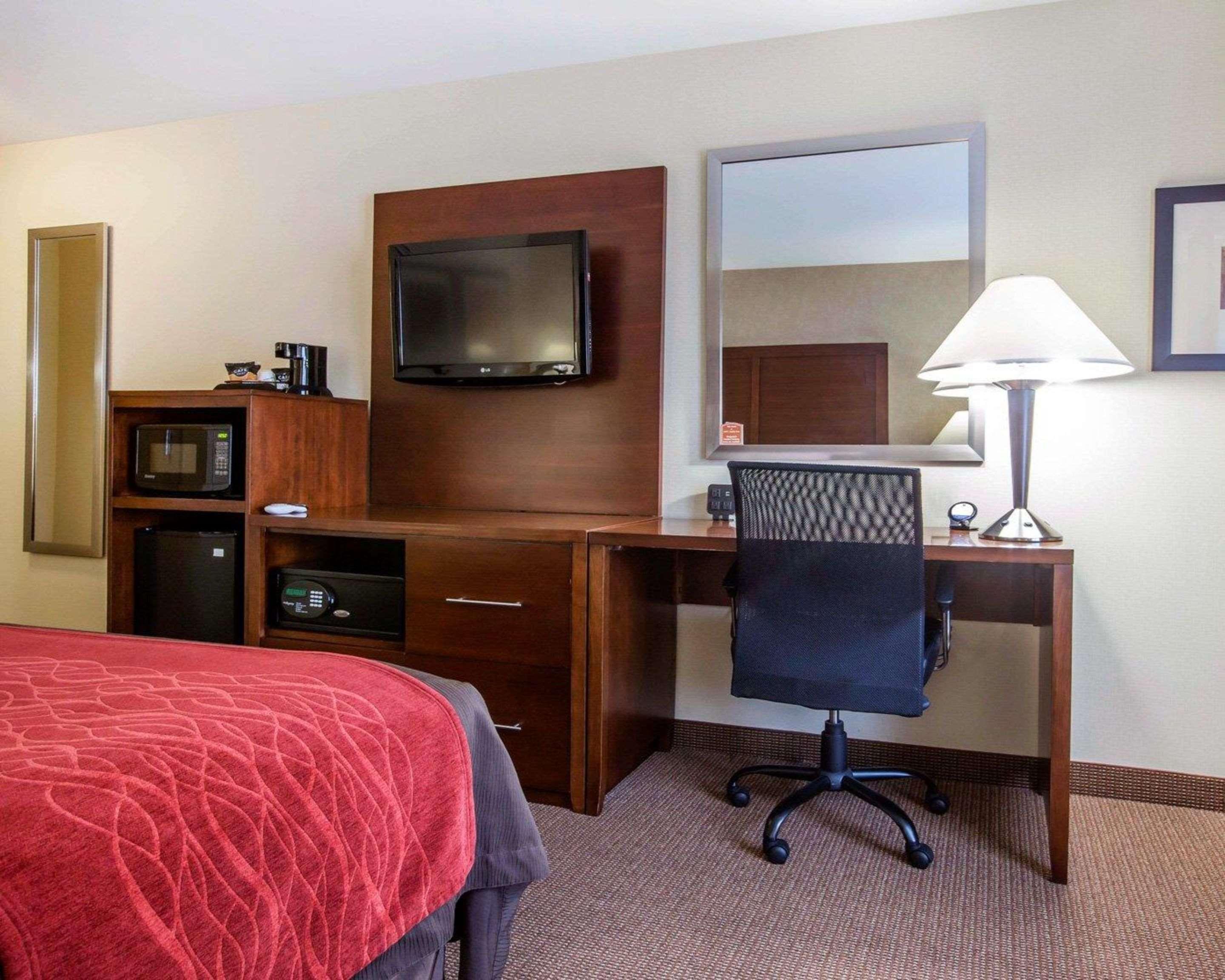 Comfort Inn & Suites Adj To Akwesasne Mohawk Casino Hogansburg Exteriér fotografie