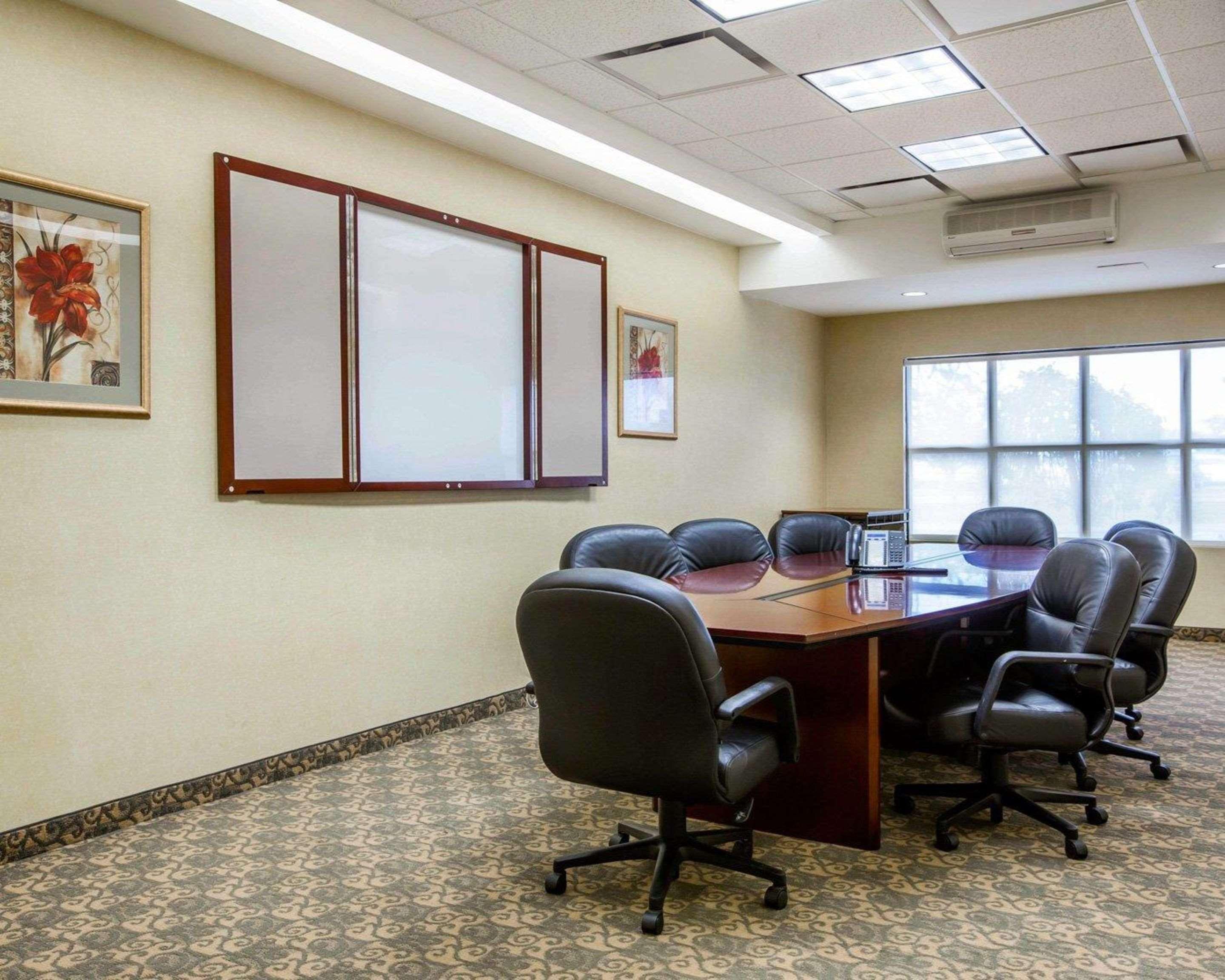 Comfort Inn & Suites Adj To Akwesasne Mohawk Casino Hogansburg Exteriér fotografie
